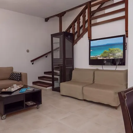 Family House In Gerakini, Sithonia Chalkidiki * Kalyves Polygyrou